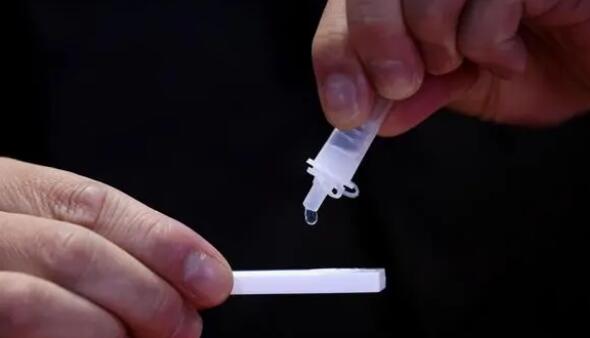 感染后不到一周就復(fù)陽?專家釋疑