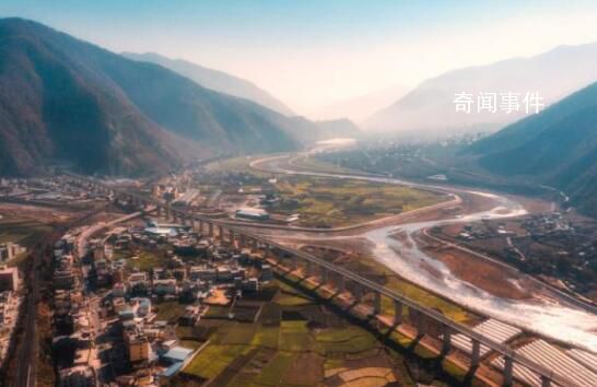 新成昆鐵路將全線貫通運營 今日14時開始售票