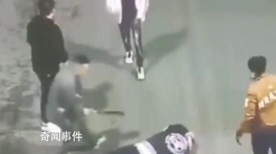 警方回應(yīng)多人酒后持刀追砍鄰桌男 犯罪嫌疑人已全部歸案