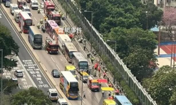 香港發生5車相撞事故致75人受傷 多輛旅游巴合共有200多名乘客