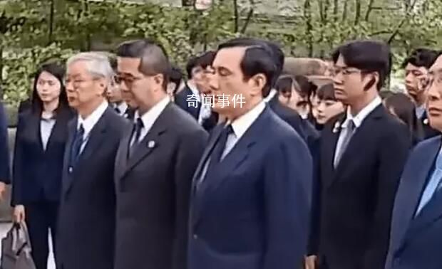 馬英九到重慶張自忠墓敬獻花圈 張將軍的孫子張慶成陪同