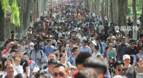 外媒:塞爾維亞總統武契奇被緊急送醫