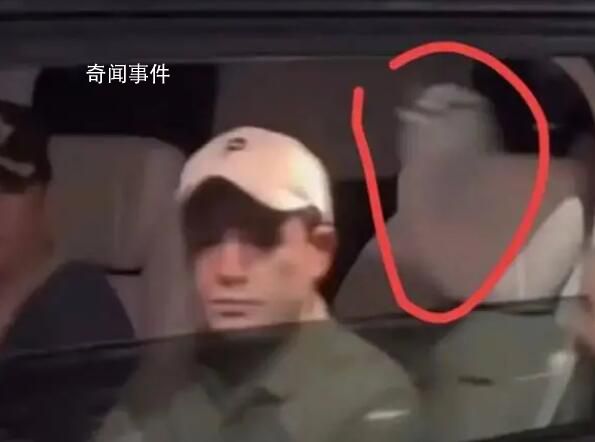 張頌文車內被扔東西 險些被砸到