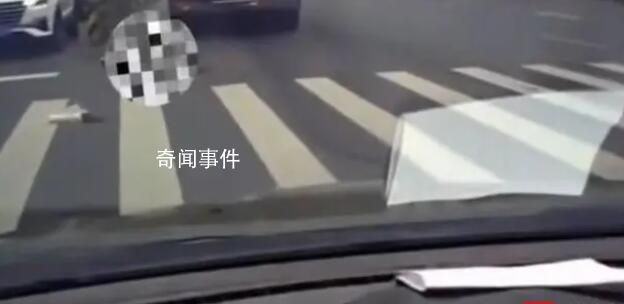 運渣車將老人卷入車底碾壓致死 事故還在調查處理中