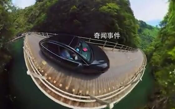 360度全景記錄車輛過恩施網(wǎng)紅浮橋 車過浮橋打開車窗限速20碼并保持車距