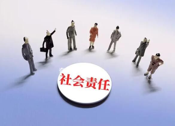 媒體三問網(wǎng)紅浮橋墜車事故 引發(fā)社會廣泛關(guān)注