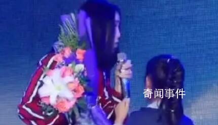 連那英都接不住的場子 看一次笑一次