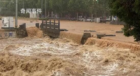 河北淶水呼救:罕見洪水過境山區(qū)