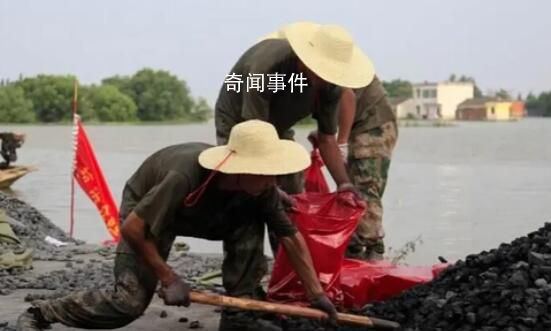 做抗洪救災重建家園的主人 不畏艱險守望相助