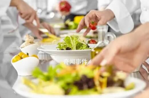 工人日報靈魂三問預(yù)制菜 餐館使用預(yù)制菜是否應(yīng)事先告知