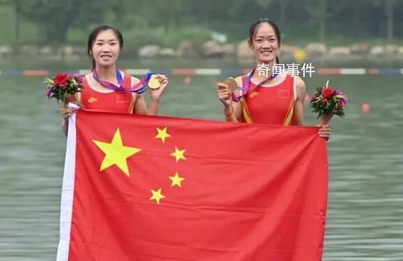 奪得首金的中國姑娘雙手滿是老繭 水泡破掉成型后又磨破一層又一層