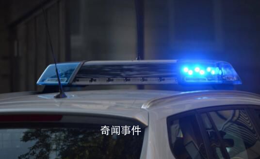 民警撿身份證歸還時(shí)開啟嘮叨模式 展現(xiàn)了人民警察為人民的宗旨