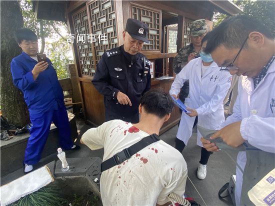 小伙爬山暈倒堅持先拜財神再就醫(yī) 近期加班加點熬夜太多