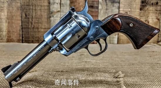 美國男子抵達(dá)香港時行李搜出手槍