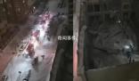 球館坍塌 家長(zhǎng)哭喊“我兒子在里面”