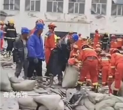 體育館遇難學生母親:哭得兩三天沒睡