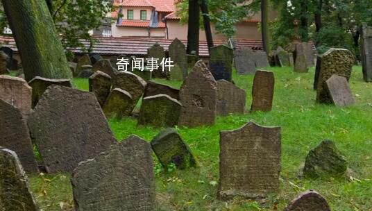 比利時(shí)85個(gè)猶太墳?zāi)乖馄茐?當(dāng)?shù)鼐浆F(xiàn)已對(duì)此展開(kāi)調(diào)查