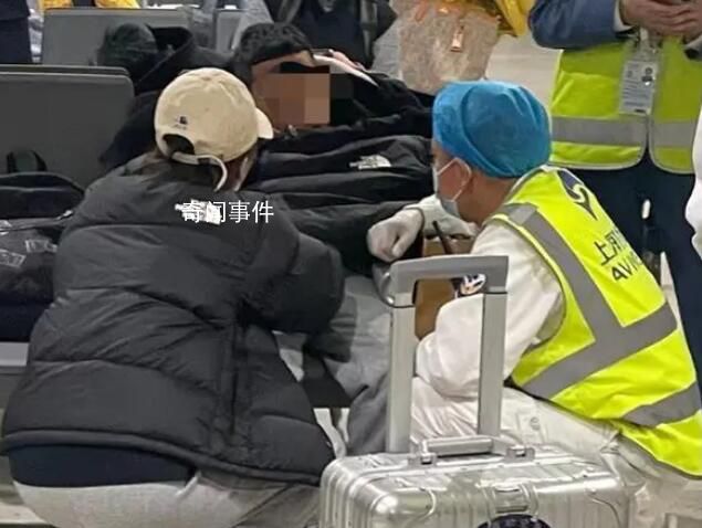 國航一航班上充電寶著火 有小孩嘔吐