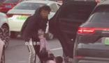 交警回應男子將女子幼兒強拽下車 危險違法