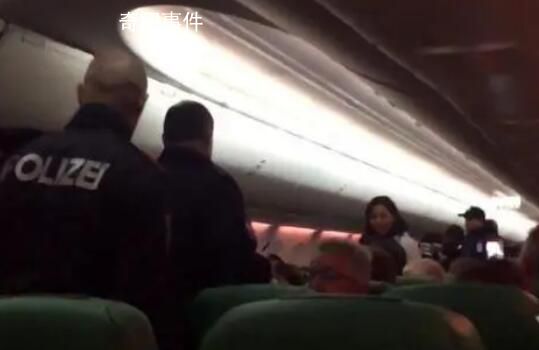 美鬧事乘客放臭屁“熏得”飛機調頭