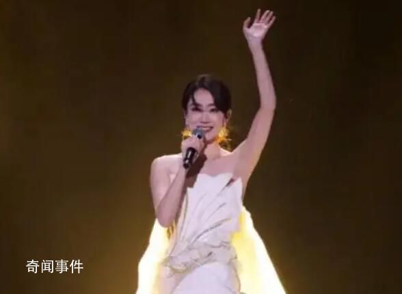 網友評論真假唱比看跨年還起勁